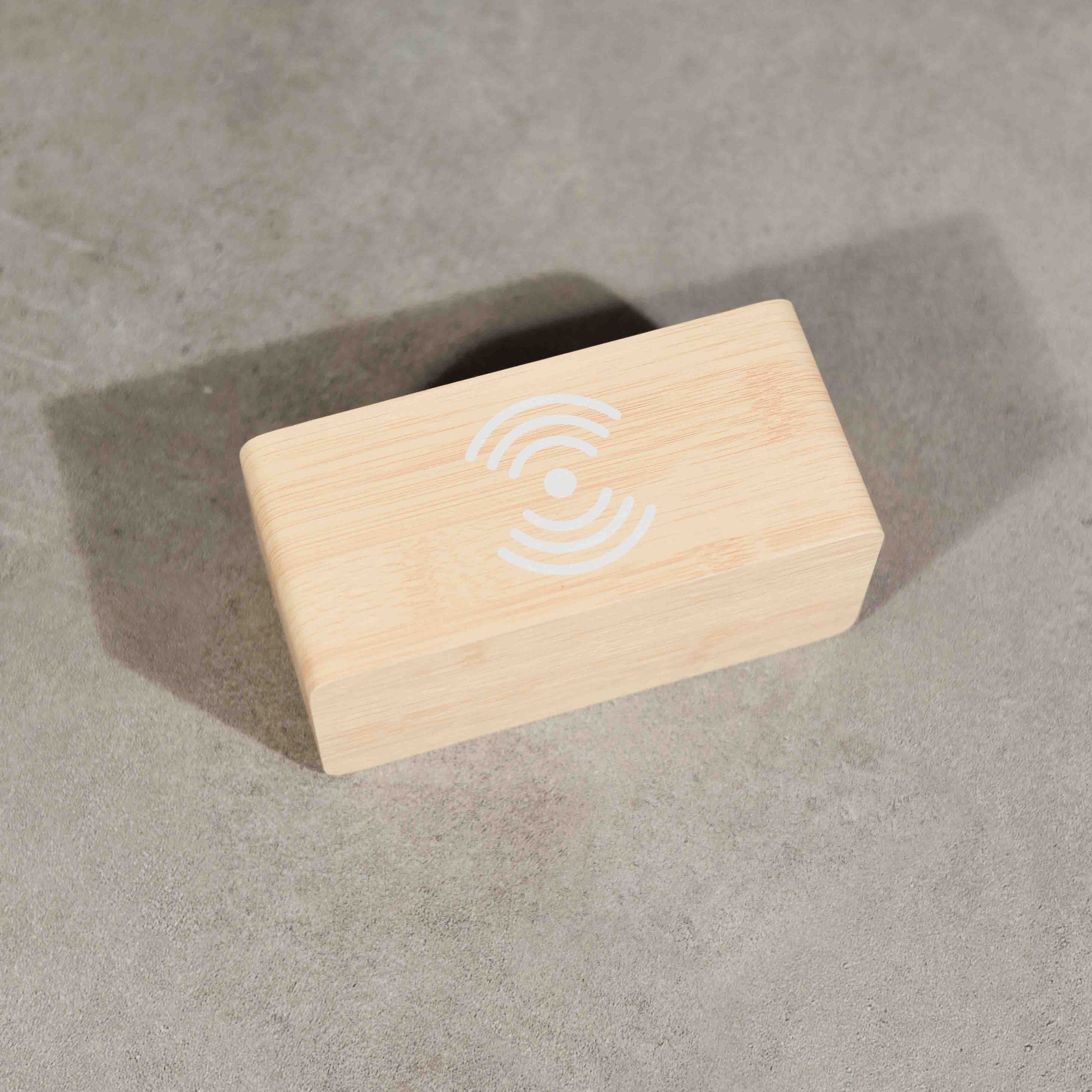 Wooden Clock Charger