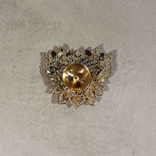 Lotus Kundan Oil Diya