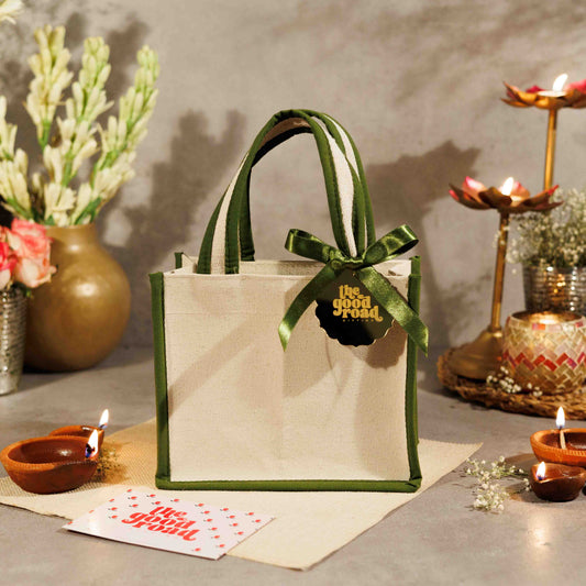 Canvas Green Piping Bag (8x4x6.5)