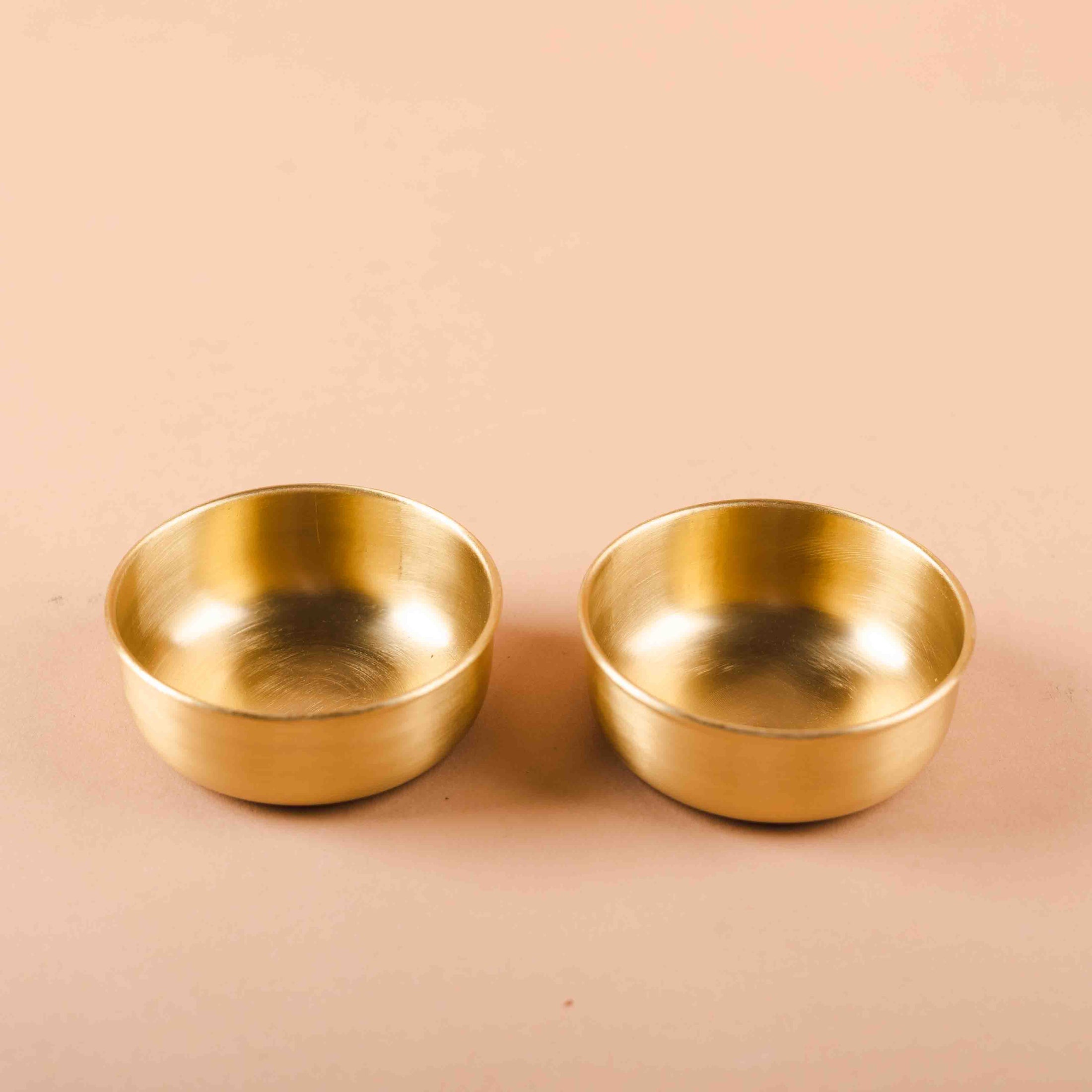 Mogra Brass Nut Bowl (Set of 2)