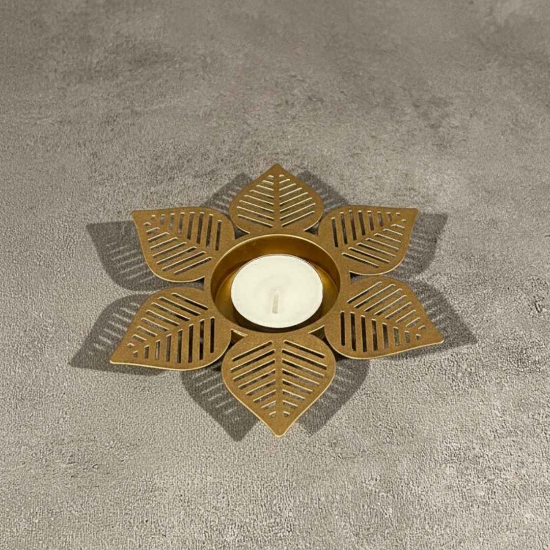 Flower Metal T-Light Holder